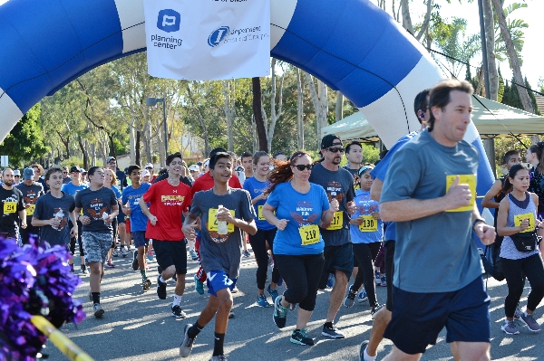 Runners Near Start